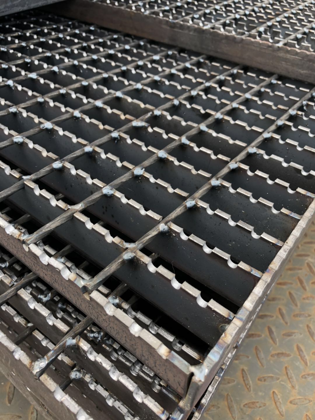 泰江钢格板  电厂钢格板 热镀锌平台钢格板 价格 厂家直销