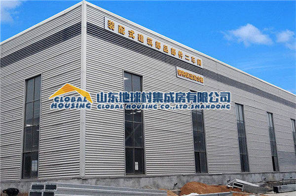 钢骨架轻型板车间