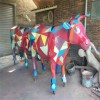 玻璃钢彩绘雕塑 玻璃钢五彩牛抽象动物雕塑